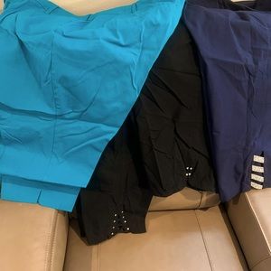 Womens plus size capri. 2 black Avenue, 1 navy blue JM & 1 turquoise Lane Bryant